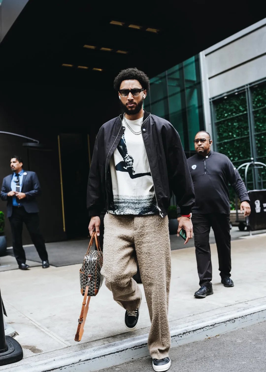 米兰捕鱼-热火爆冷勇士B队，西蒙斯高光表现