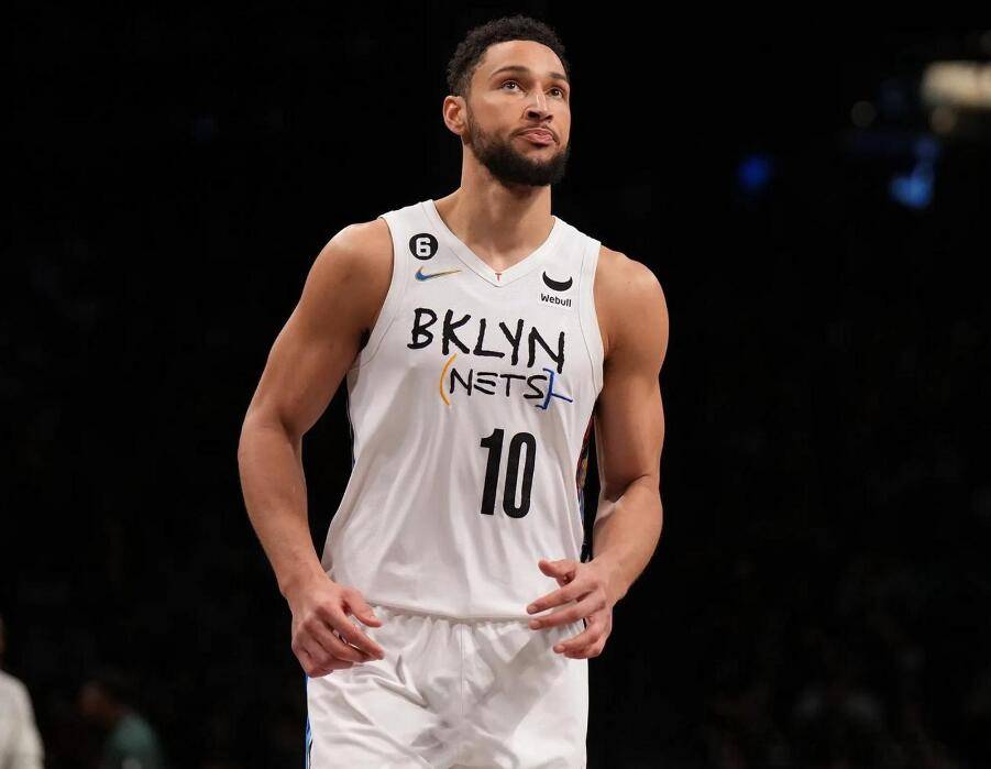 热火爆冷勇士B队,西蒙斯高光表现 热火爆冷勇士B队,西蒙斯高光表现