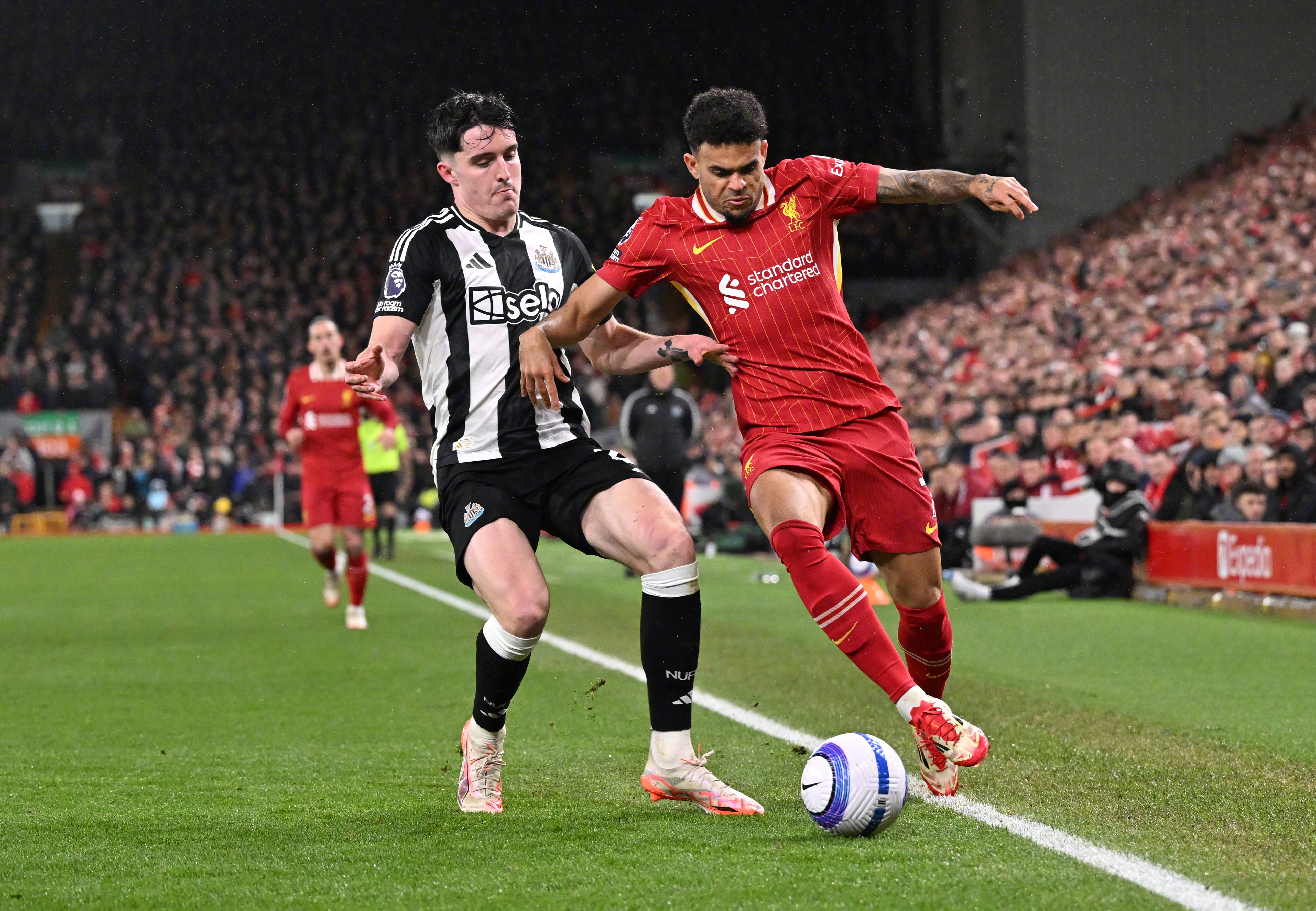 米兰体育下载-包含利物浦主场胜切尔西，英超冠军宝座坐稳不动的词条