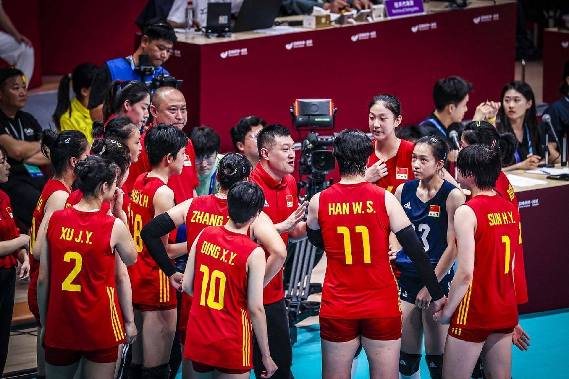 米兰登录入口-关于江苏男篮展现实力，轻松赢得比赛的信息