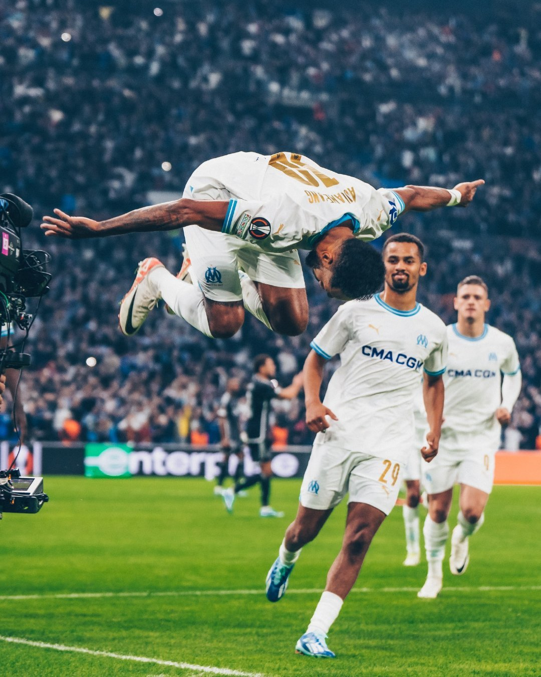 米兰体育app-阿根廷轻取皇马，阿拉巴惊艳世界的简单介绍