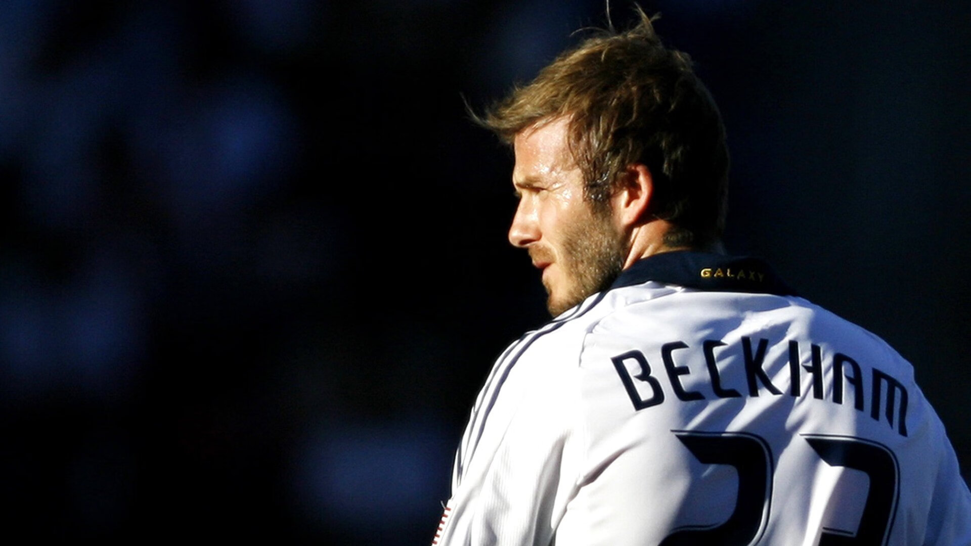 跨界王者的统治力,从库里F1赛场终极接管,看国王如何翻盘步行者