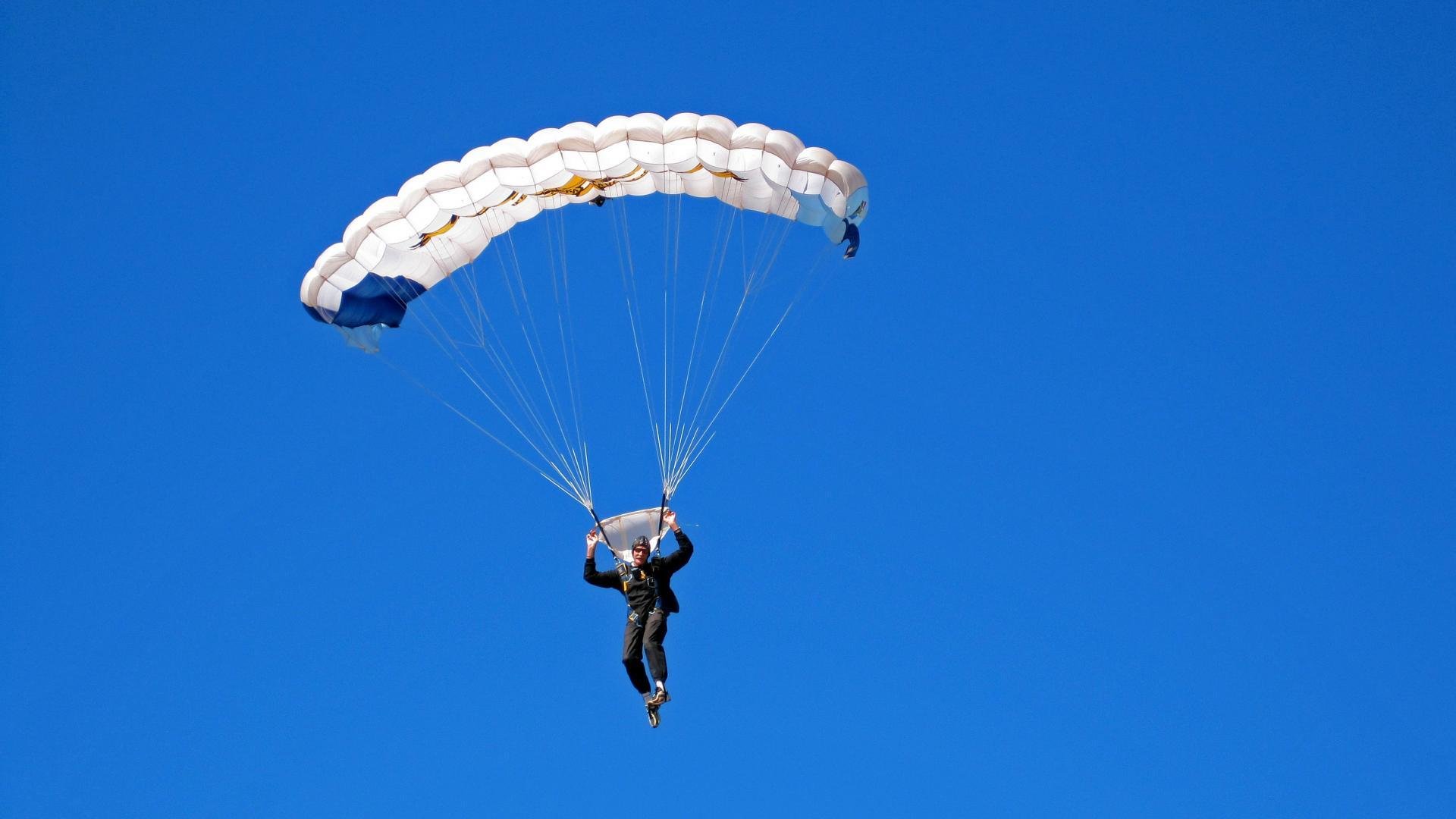 米兰-布伦森时间，当麦迪逊广场的计时器指向最后两分钟